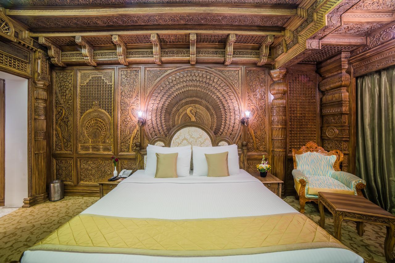 Ramoji Film City- Sitara Luxury Hotel Pedda Ambarpet Dış mekan fotoğraf