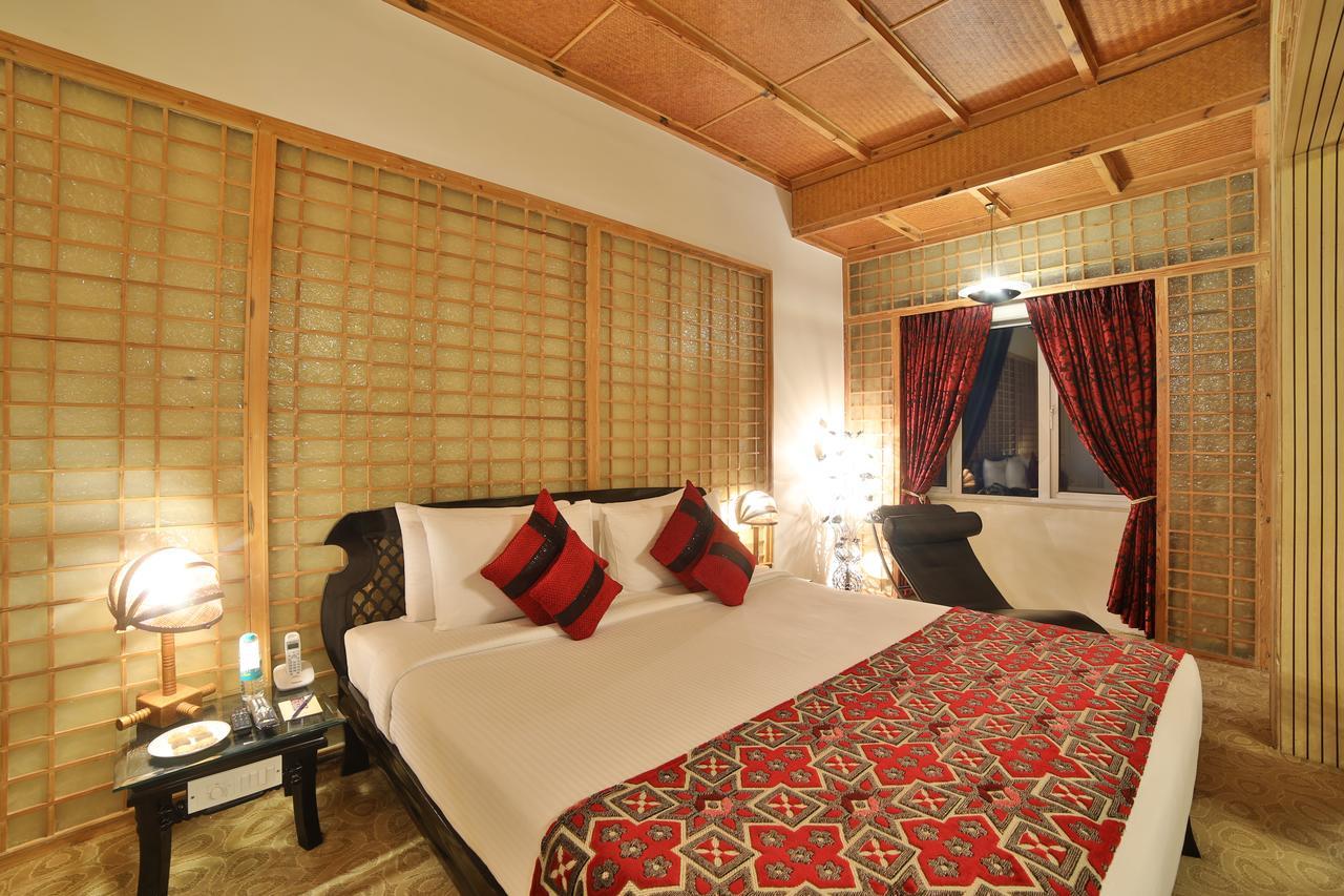 Ramoji Film City- Sitara Luxury Hotel Pedda Ambarpet Dış mekan fotoğraf