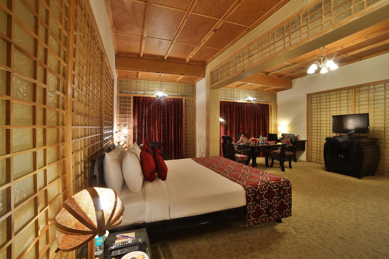 Ramoji Film City- Sitara Luxury Hotel Pedda Ambarpet Dış mekan fotoğraf