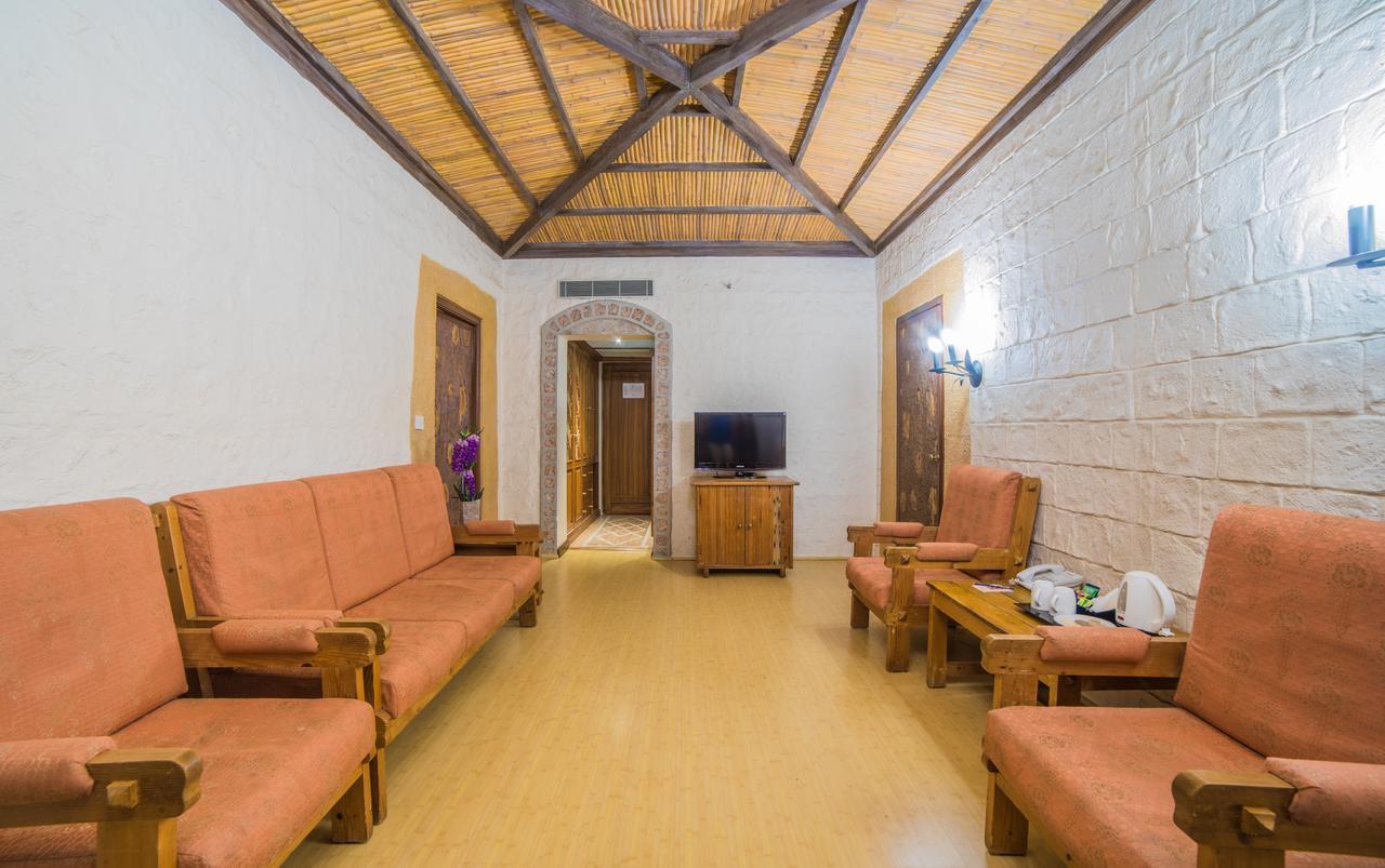 Ramoji Film City- Sitara Luxury Hotel Pedda Ambarpet Dış mekan fotoğraf